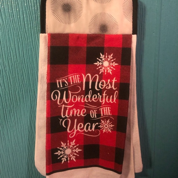 Other - 🐝 $8 each or 2 for$15! Hanging tea towel